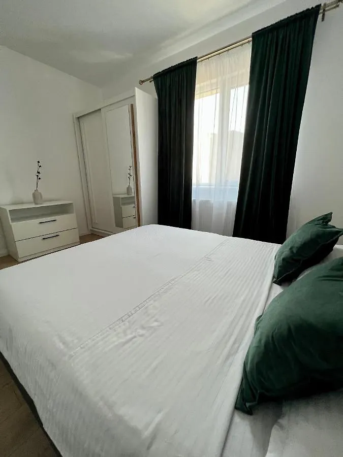 Central Riverfront Apartment Bucharest
